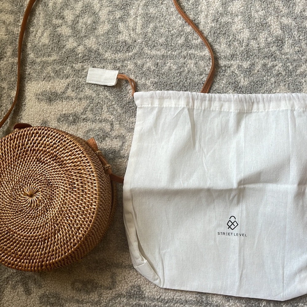 Street Level Round Rattan Bag - Picture 10 of 10